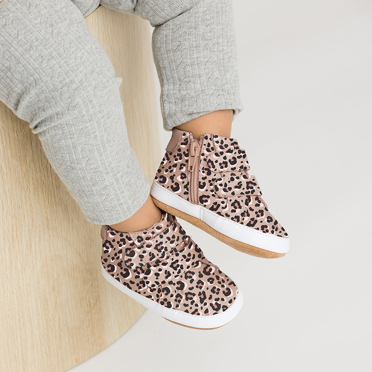 Baby Shoes High Tops - Pink Leopard