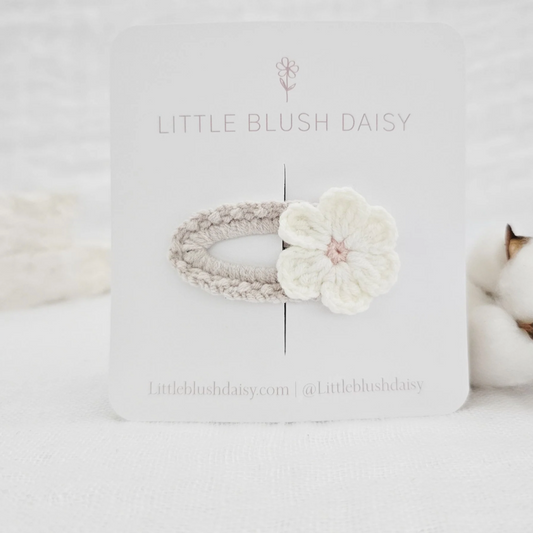 Crochet Hair Clip - Petite Daisy - Oat