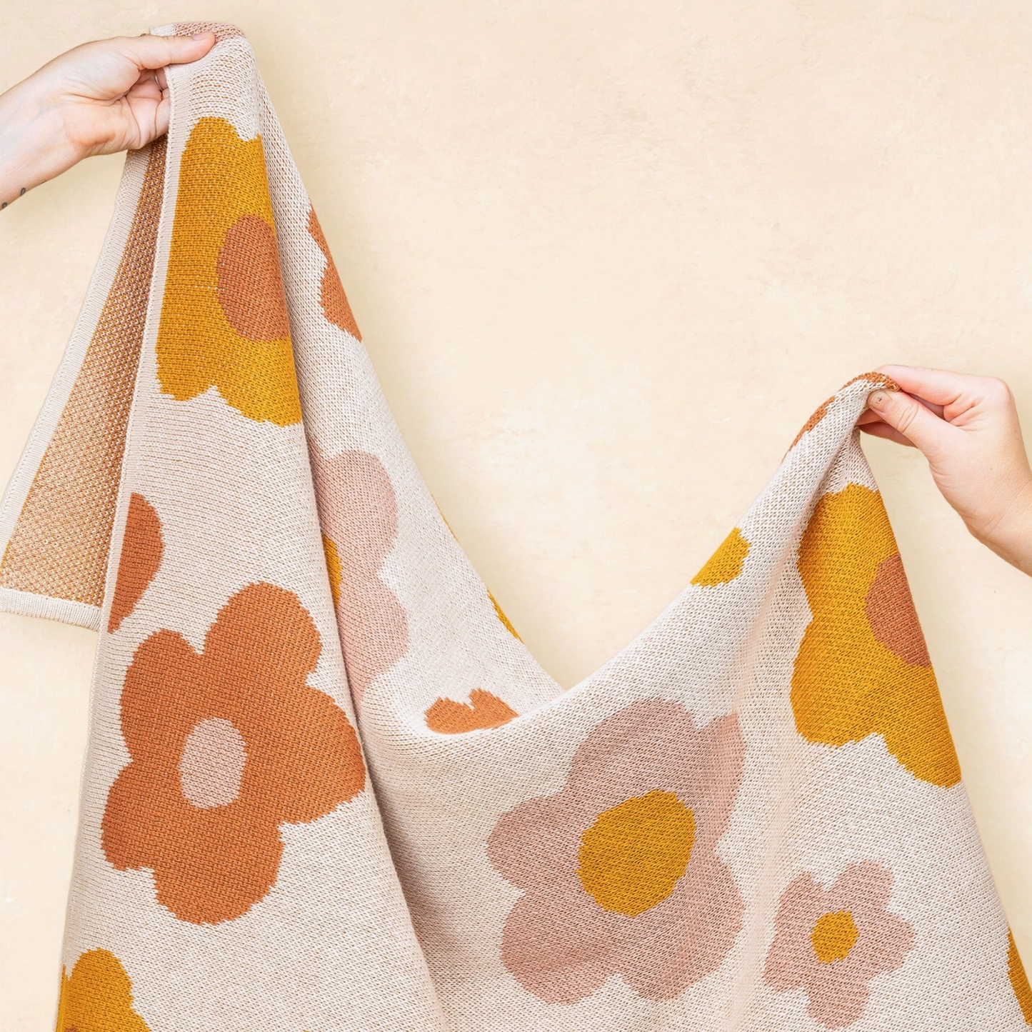 Organic Cotton Knitted Blanket - Bloom