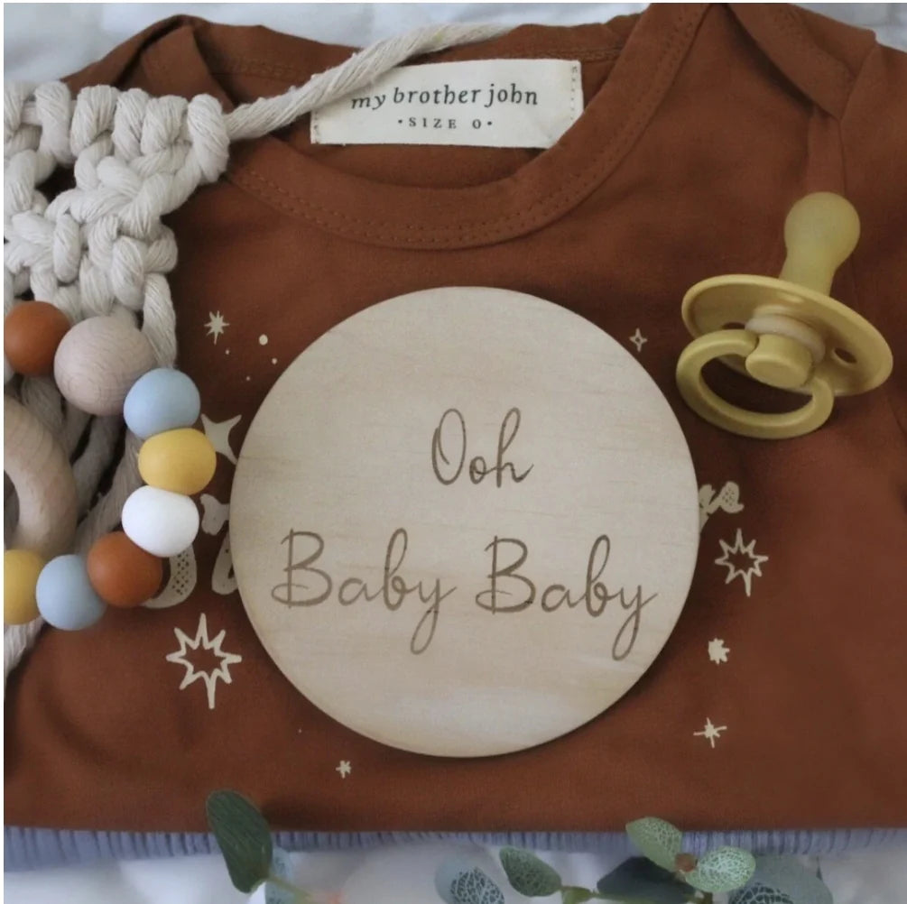 Baby Milestone Wooden Disc - Ooh Baby Baby